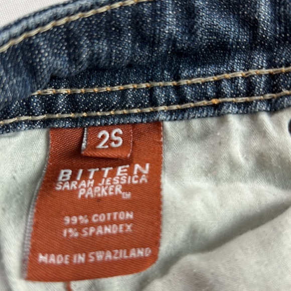 Bitten by Sarah, Jessica Parker size 2S straight leg jeans - Picture 4 of 4